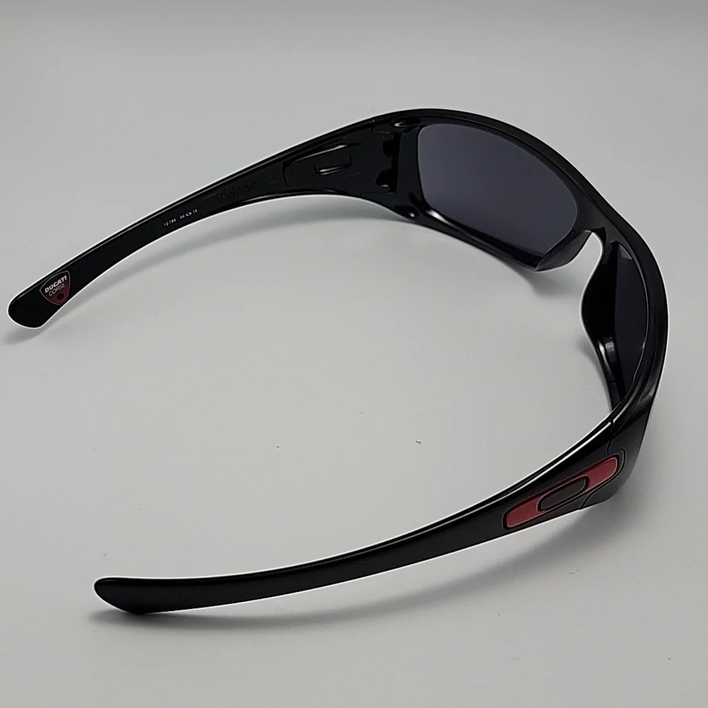 Oakley Ducati Corse Hijinx 12-789 Gloss Black Motorcycle Sunglasses EXCELLENT